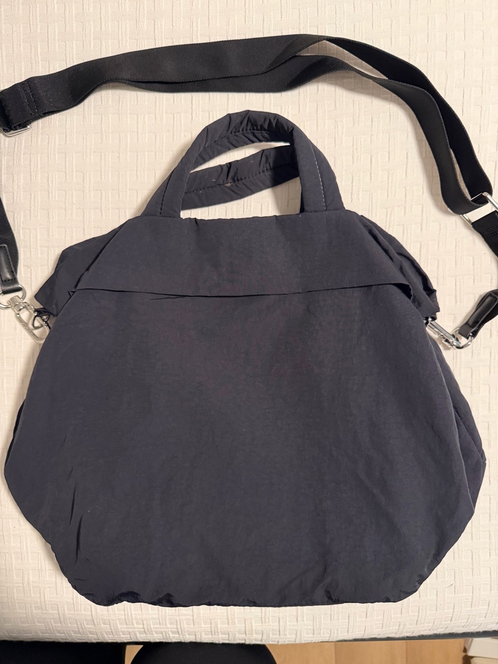 Lululemon Black Shoulder Bag / Gym Bag